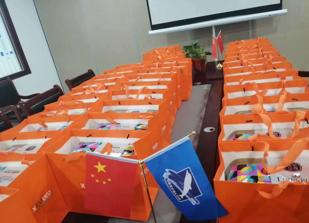 月滿中秋 禮承心意 | 深藍醫(yī)療發(fā)放中秋福利ing